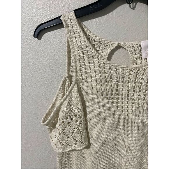 ❤️LC Lauren Conrad Crochet Cold Shoulder Sweater - Picture 3 of 6